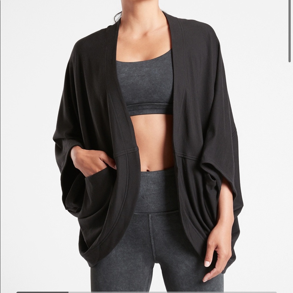 Athleta Cocoon Wrap // Black // Size: Small